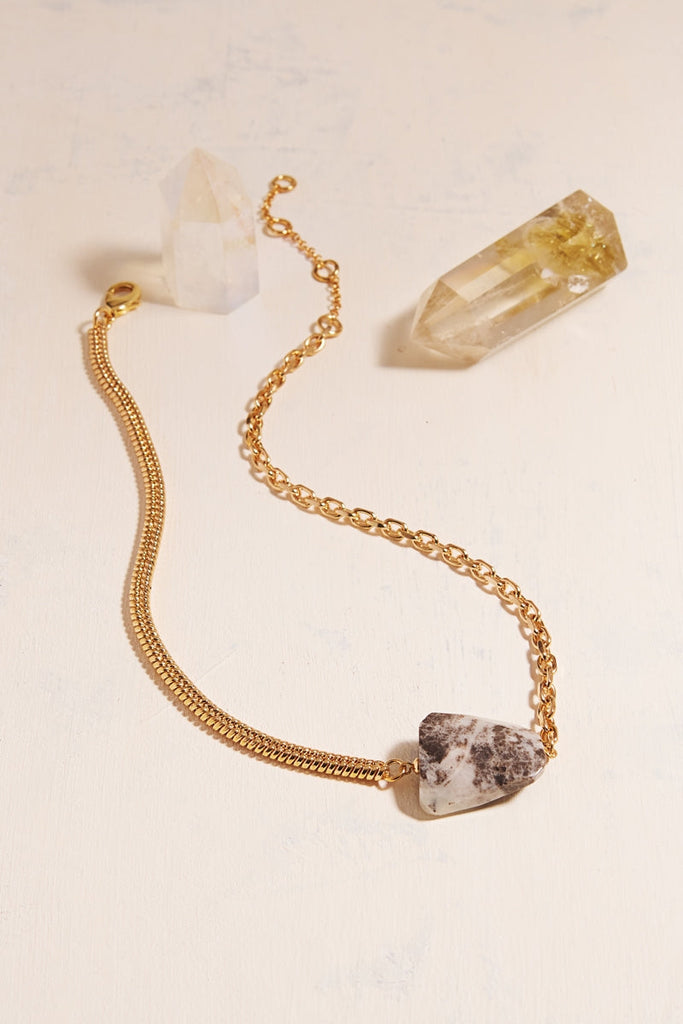 DS1N022_JET AMAZONITE