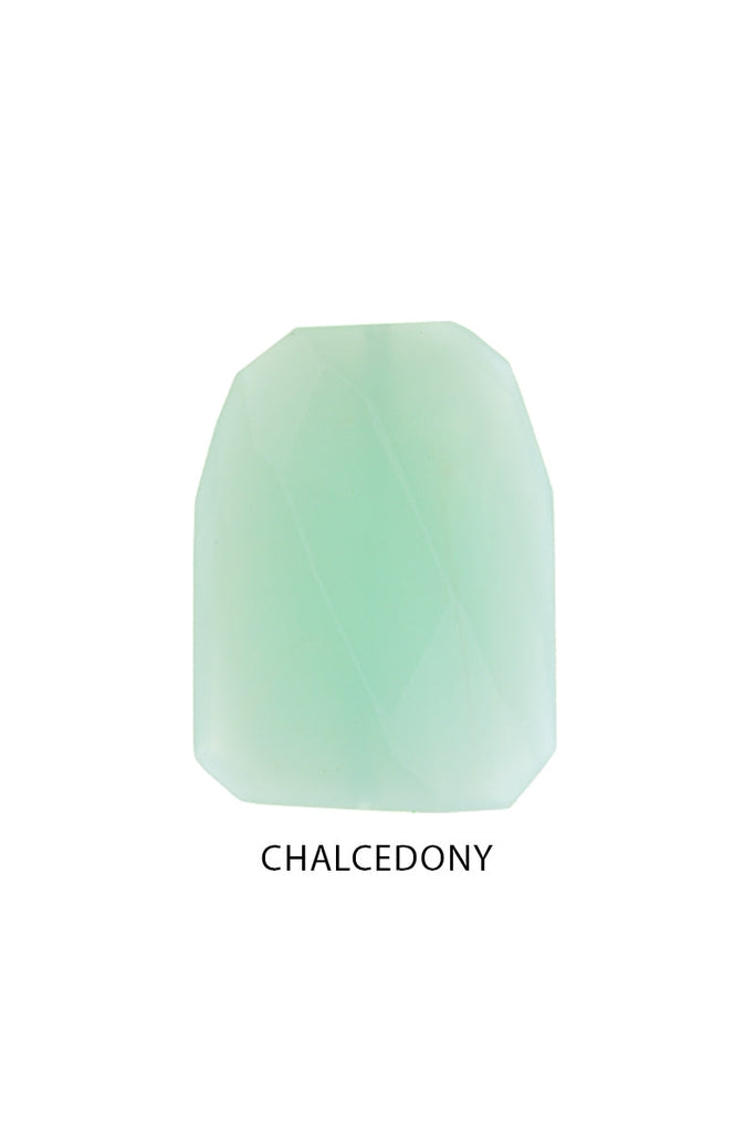 DS1N056_CHALCEDONY
